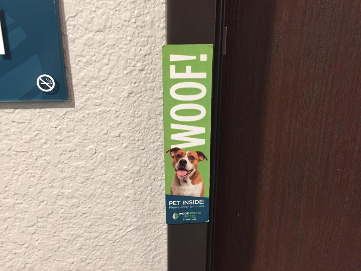 Woodspring East I-40 Hotel 2*