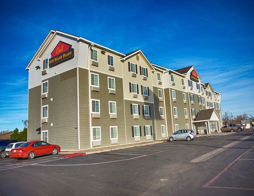 Woodspring East I-40 Hotel